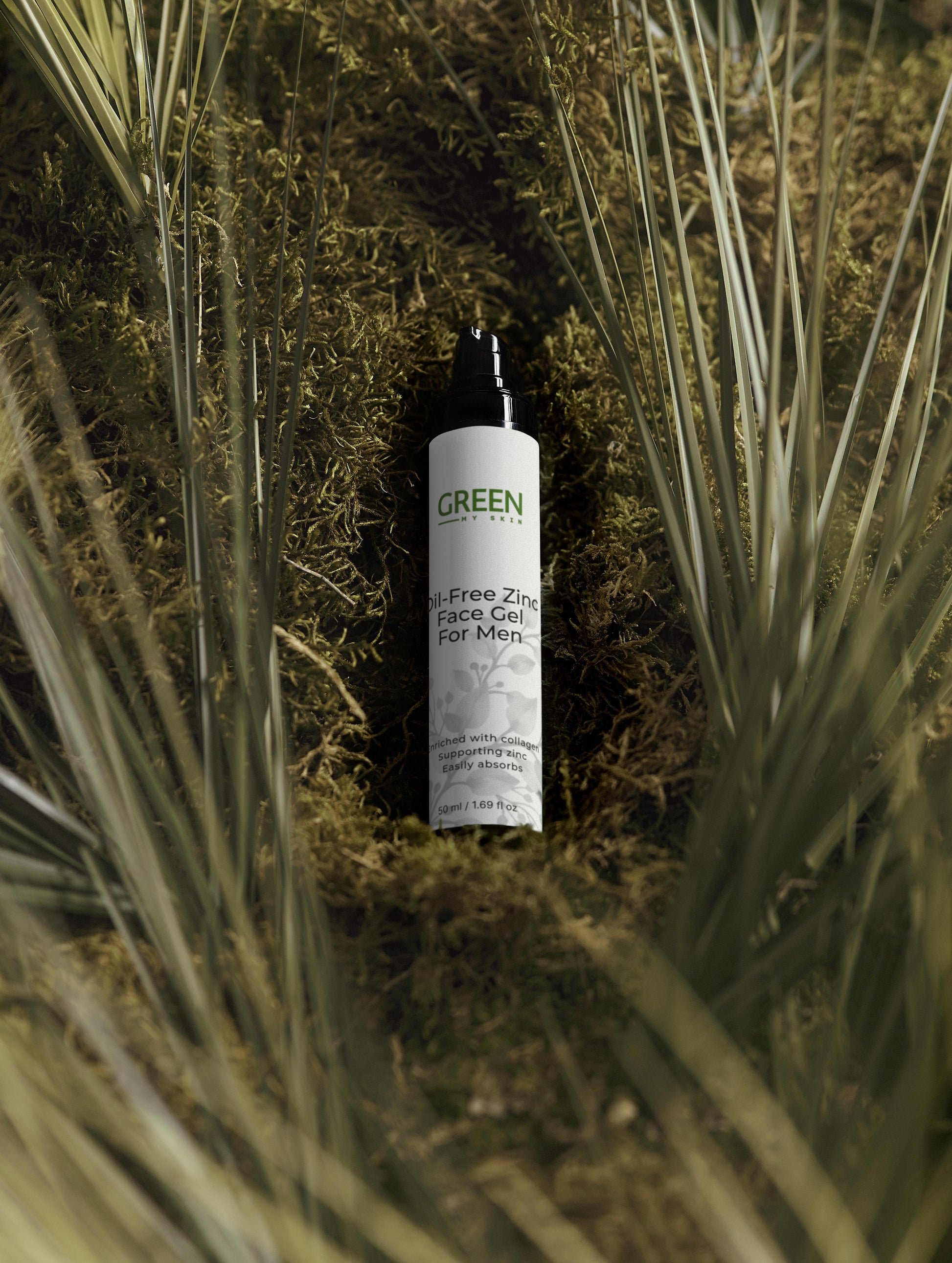 Vegan oil-free zinc face gel for men with organic, cruelty-free ingredients to control oil, hydrate, and protect skin, available at greenmyskin.com